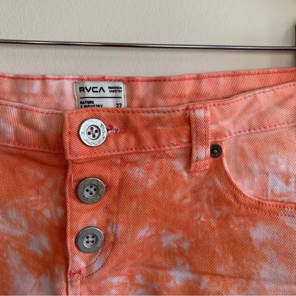 RVCA . Nature X Industry Tie-Dye Shorts . - Picture 5 of 5